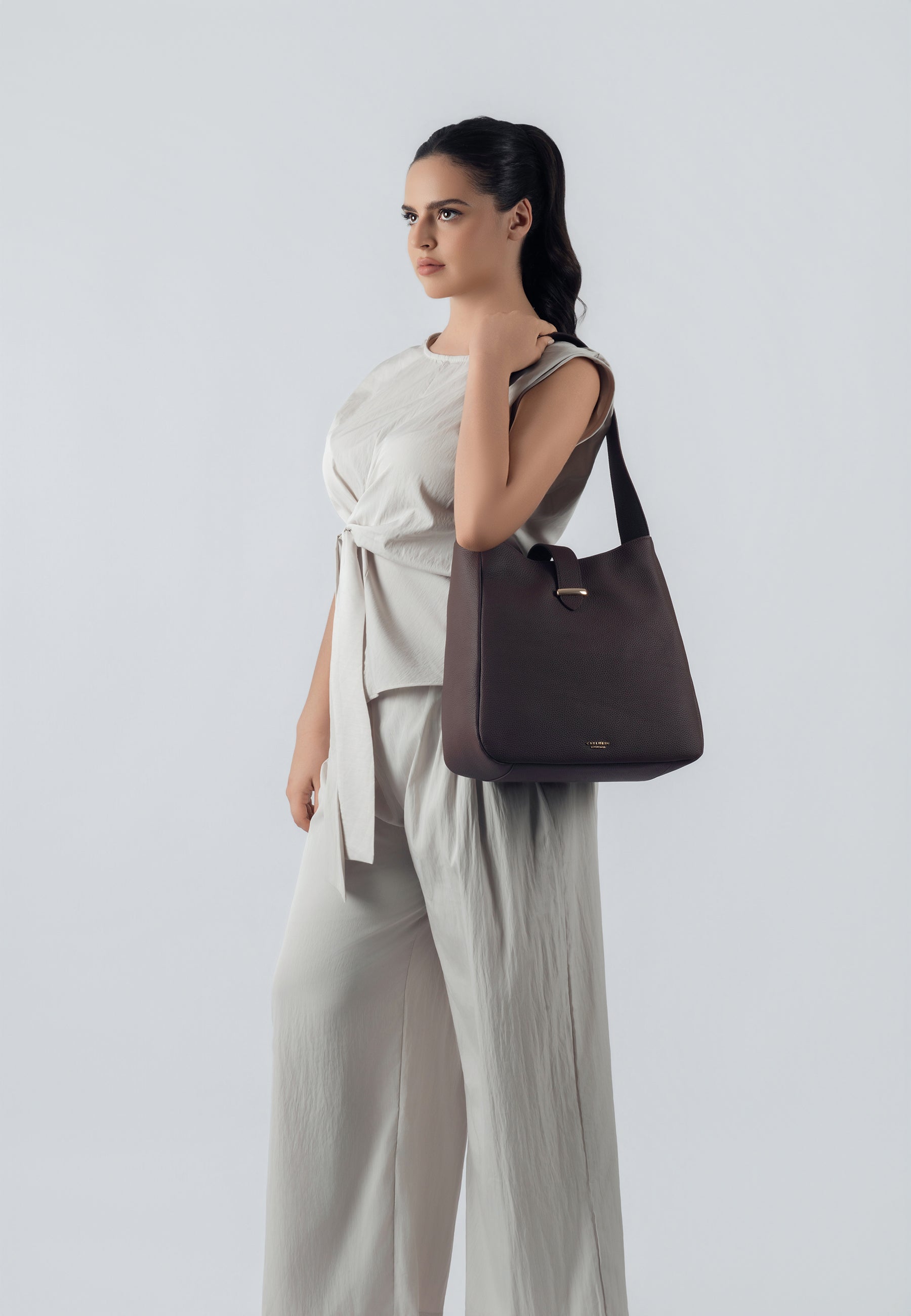 Carlheim, Gotland Genuine Leather collection, Stella Genuine Leather Handbag (Brown