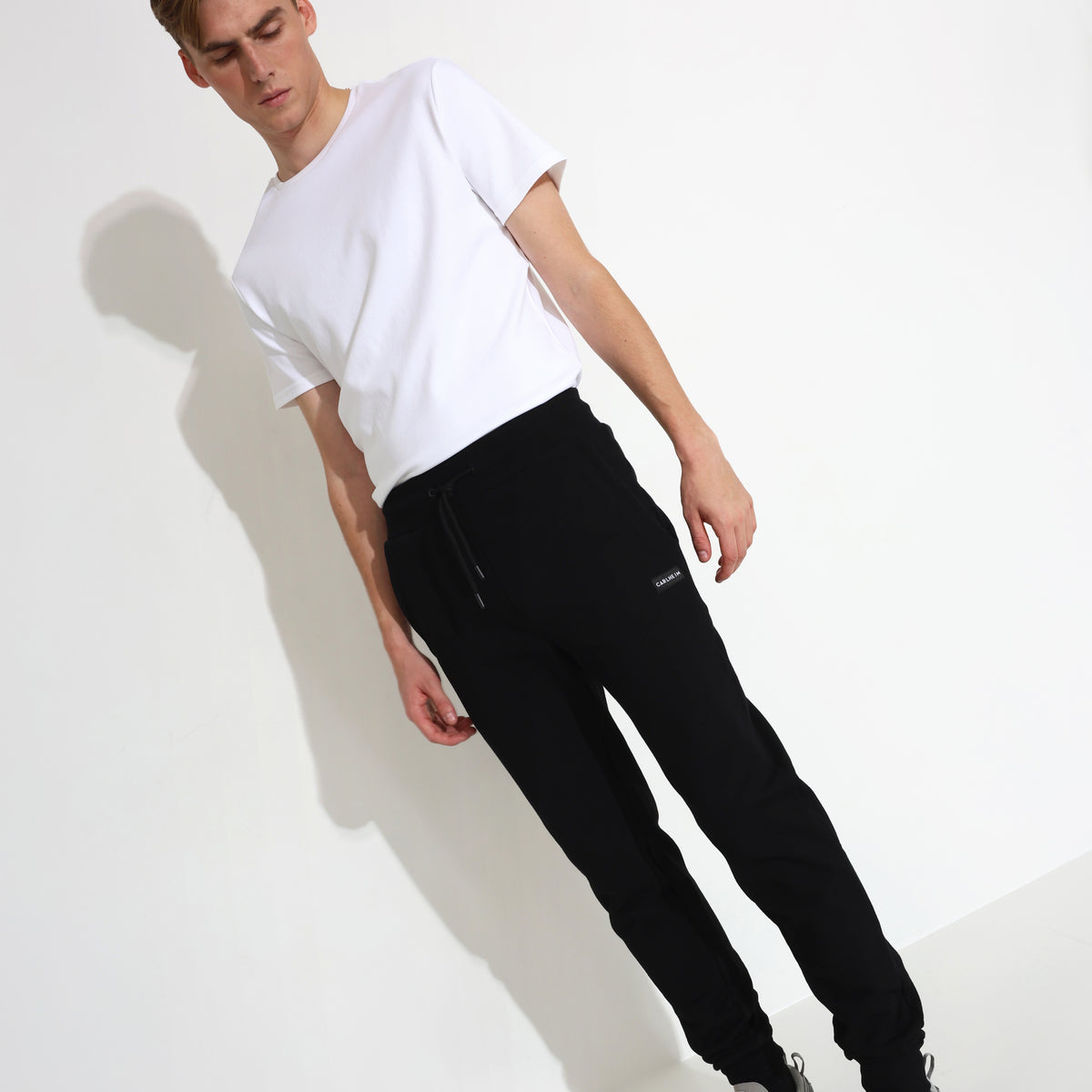 Men's clothing | Universal Comfort Noel Sweatpants (Black) | Carlheim