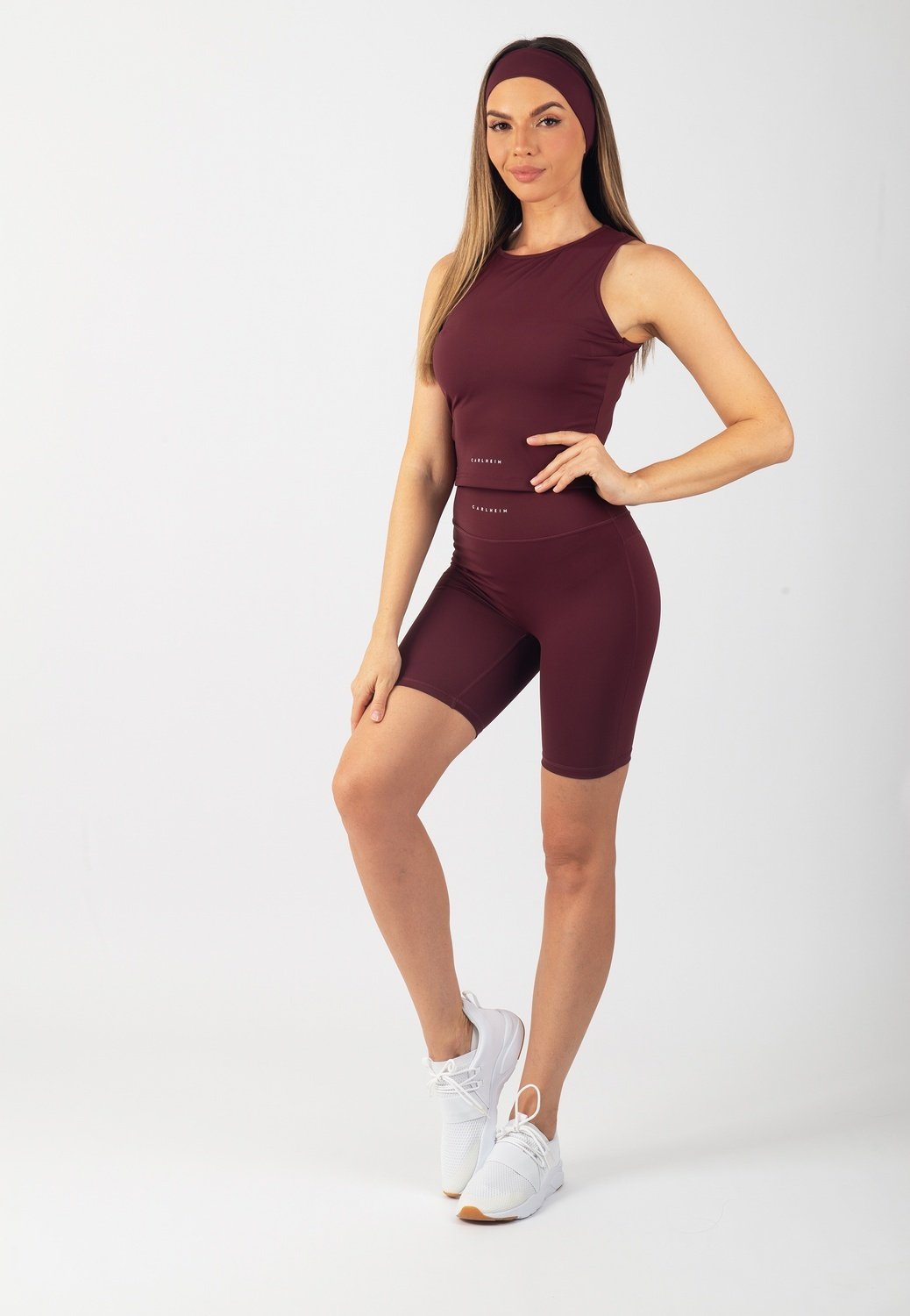 Serenita Shorts 8" (Burgundy)