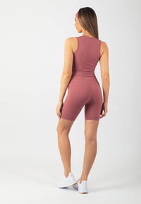 Serenita Shorts 8" (Berry)