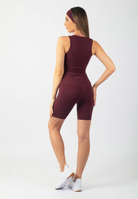 Serenita Shorts 8" (Burgundy)