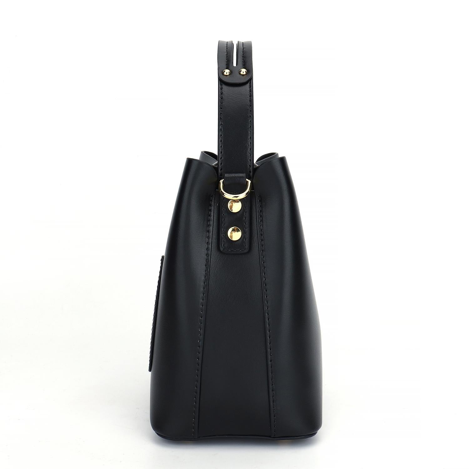 Classic black cheap shoulder bag